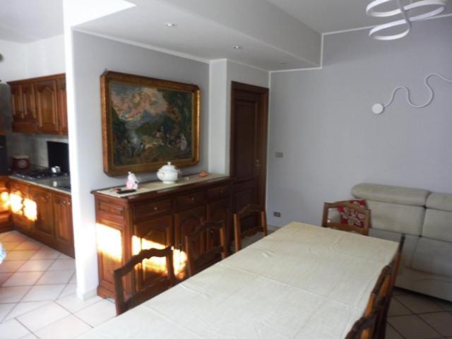 Apartamento La Dimora Di Nonno Piero Manta Exterior foto