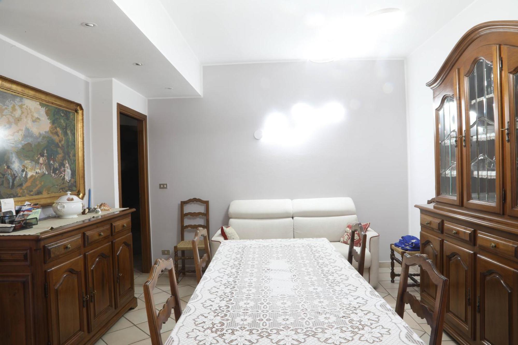 Apartamento La Dimora Di Nonno Piero Manta Exterior foto